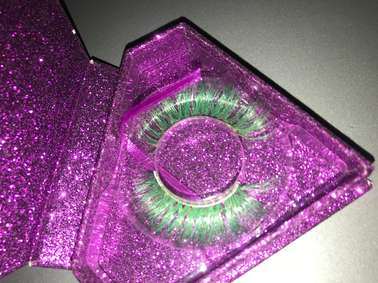 Treasure Tresses Elegant Expressions Lashes